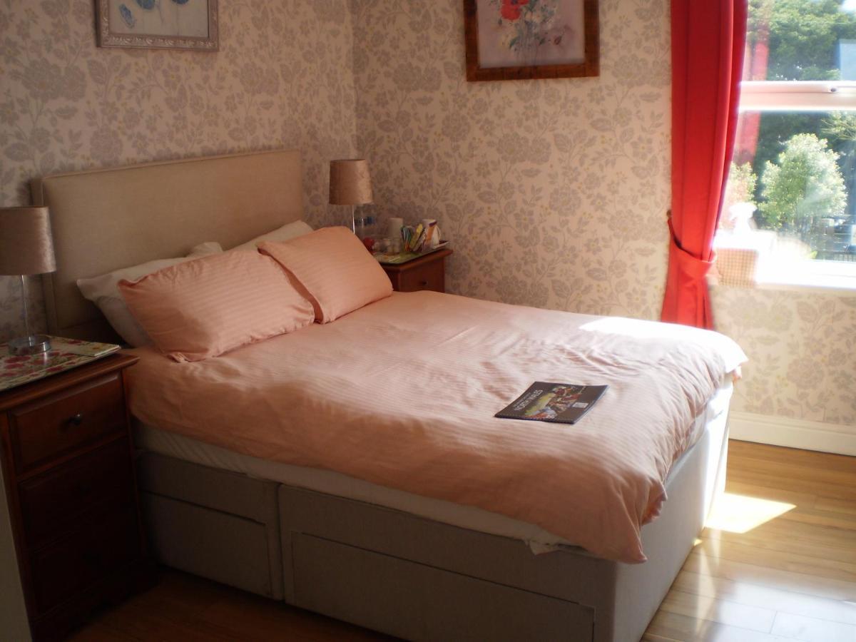 Sportsmans Lodge Bed And Breakfast Amlwch Kamer foto