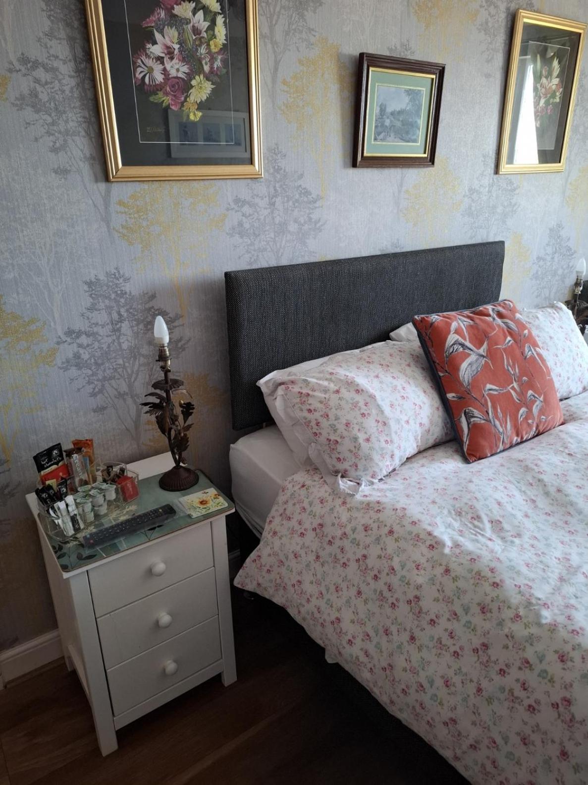Sportsmans Lodge Bed And Breakfast Amlwch Kamer foto