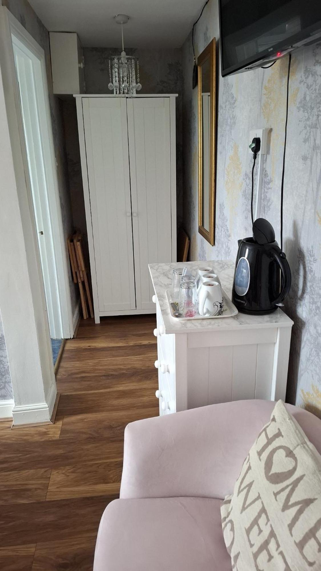 Sportsmans Lodge Bed And Breakfast Amlwch Kamer foto