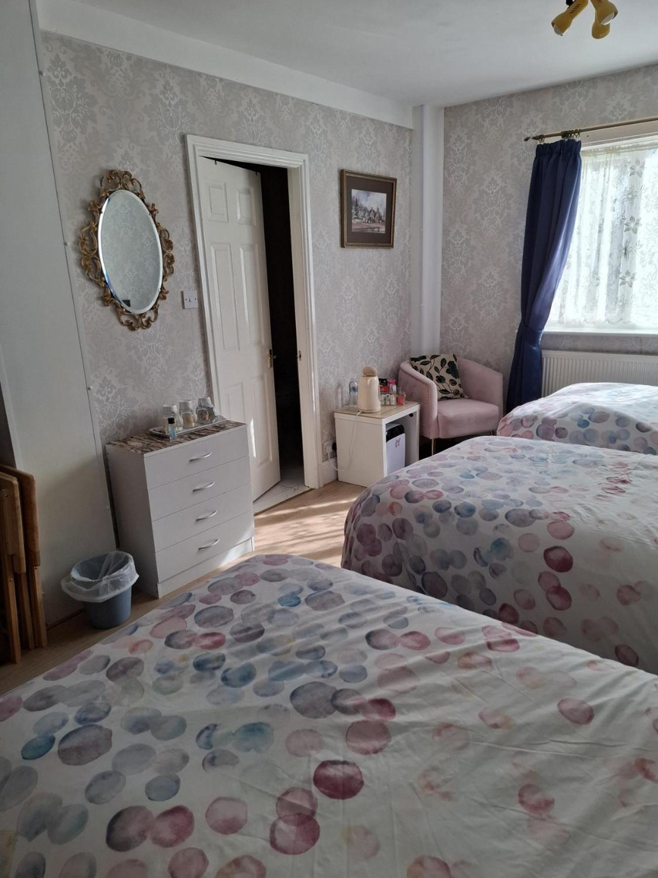 Sportsmans Lodge Bed And Breakfast Amlwch Kamer foto